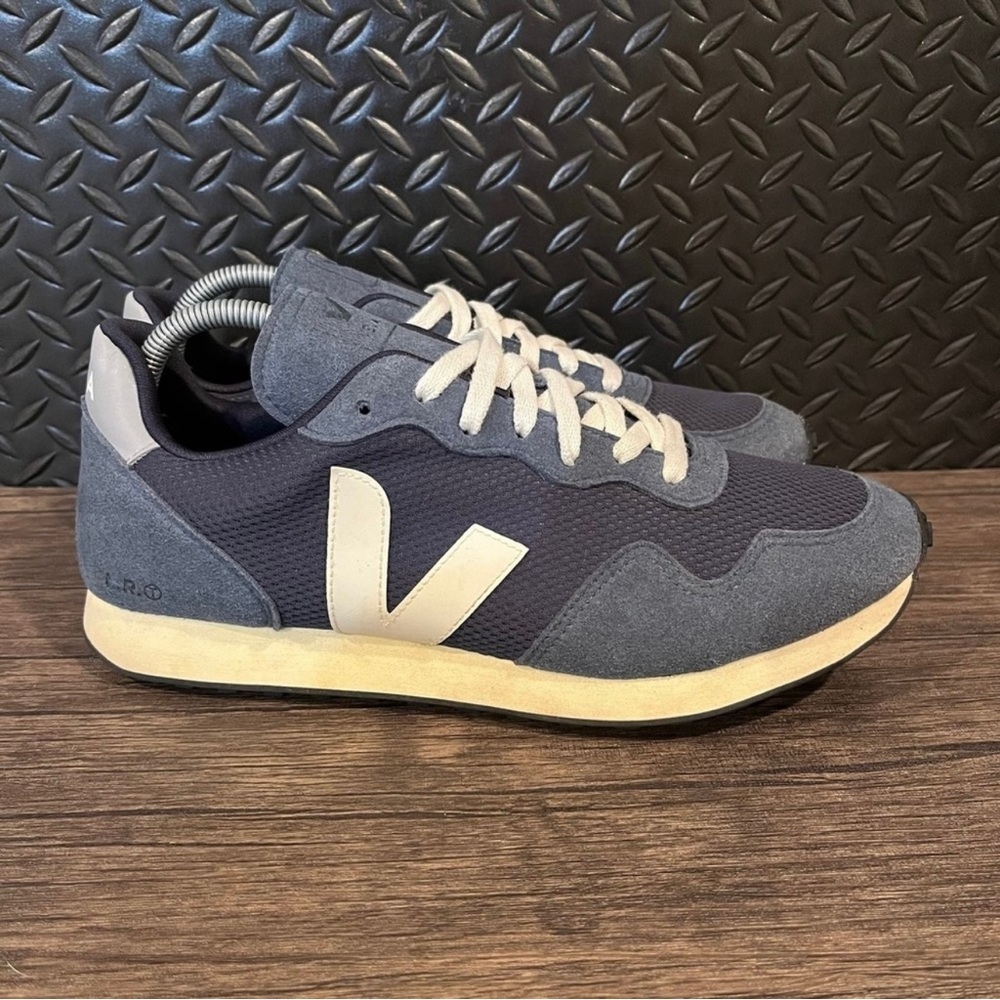 Veja Sneakers